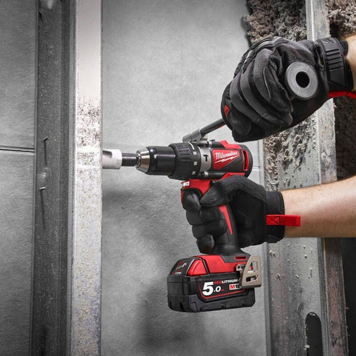 Снимка на Акумулаторен безчетков винтоверт Milwaukee M18BLPD2-502X, 4933464517