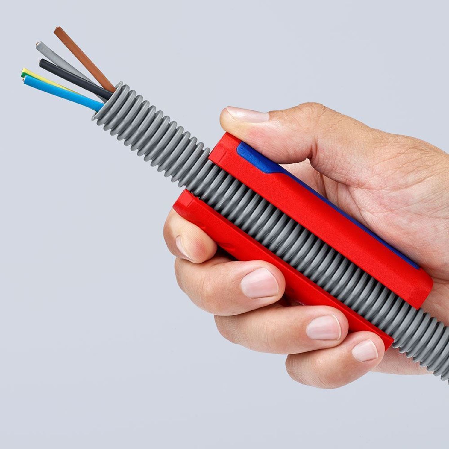 Снимка на Резач за гофрирани тръби KNIPEX TwistCutKnipex 13 - 32 Ø mm;902202SB