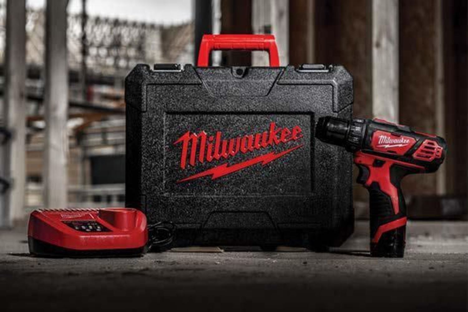 Снимка на Акумулаторен винтоверт Milwaukee M12BDD-201C,1бр. батерия M12B2 2.0Ah,зарядно C12C,куфар,4933479439