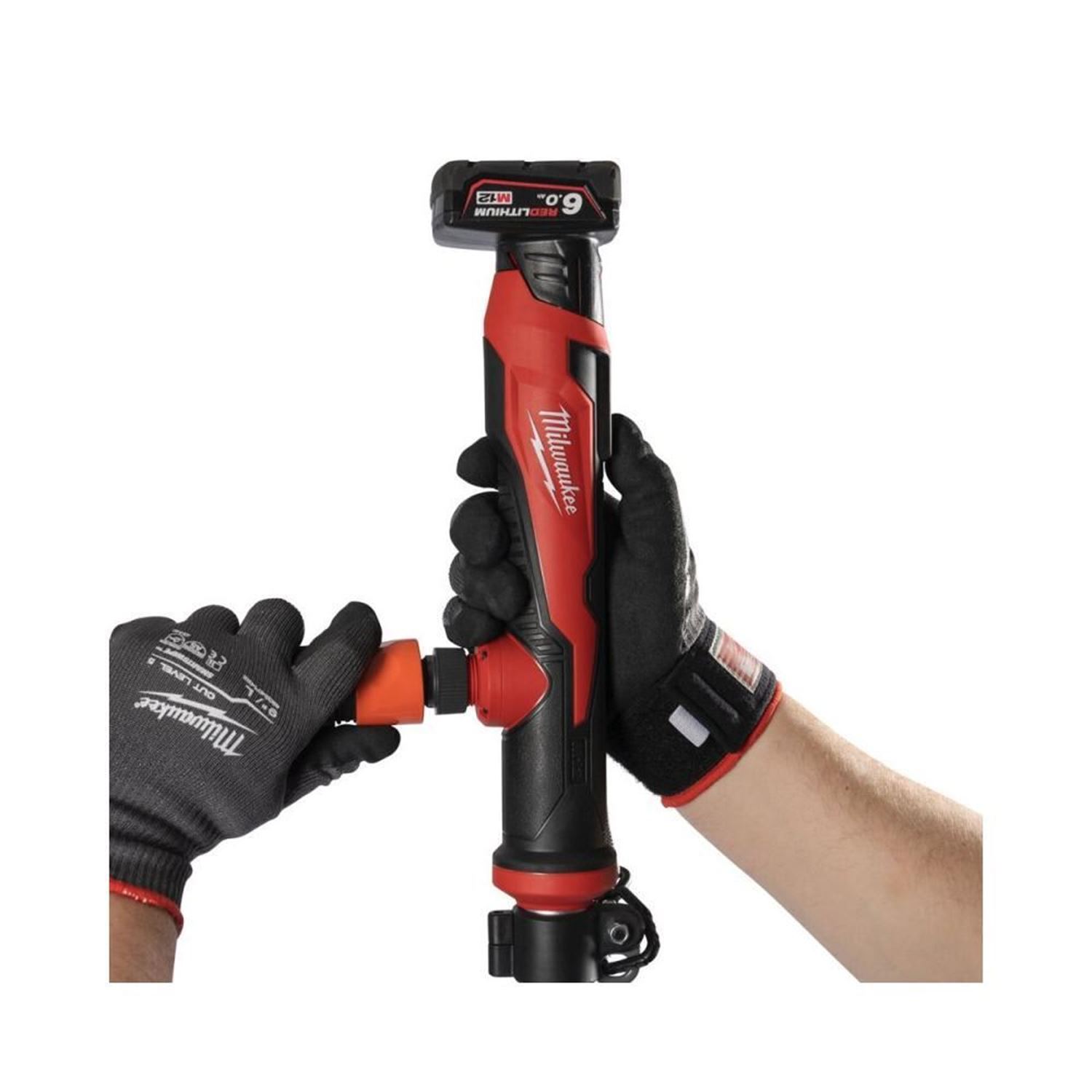 Снимка на Акумулаторна помпа за вода Milwaukee M12BSWP-601,батерия 1бр.х M12B6 6.0Ah,4933479640