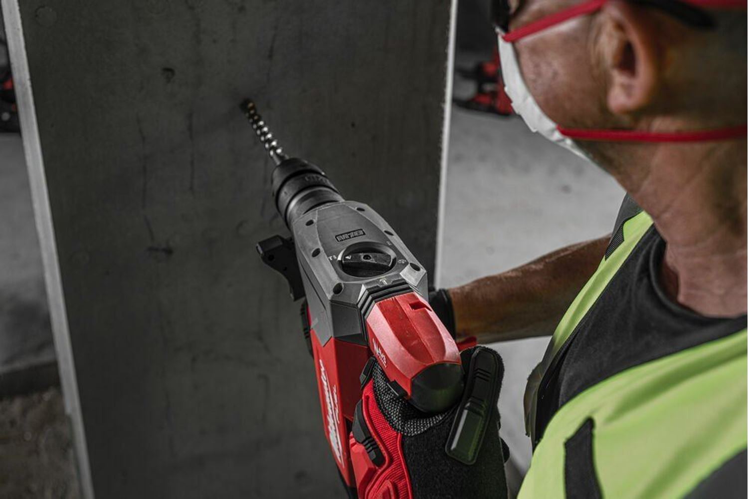 Снимка на Акумулаторен перфоратор Milwaukee M18ONEFHPX-552X,бат. 2xM18HB5.5 5.5Ah,4933478496