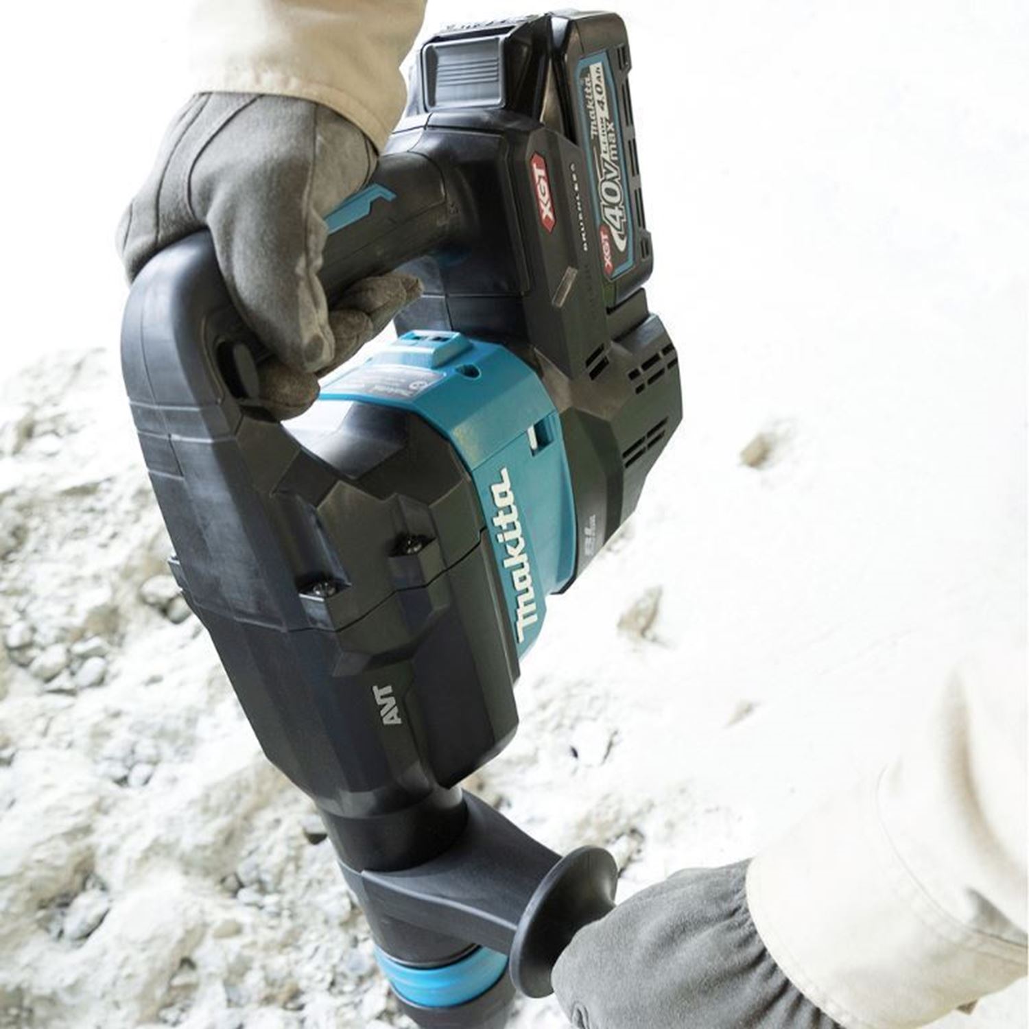 Снимка на Aкумулаторен къртач Makita HM001GM201,SDS-Max,9.4J,XGT,бат.2 x 4.0Ah 40V