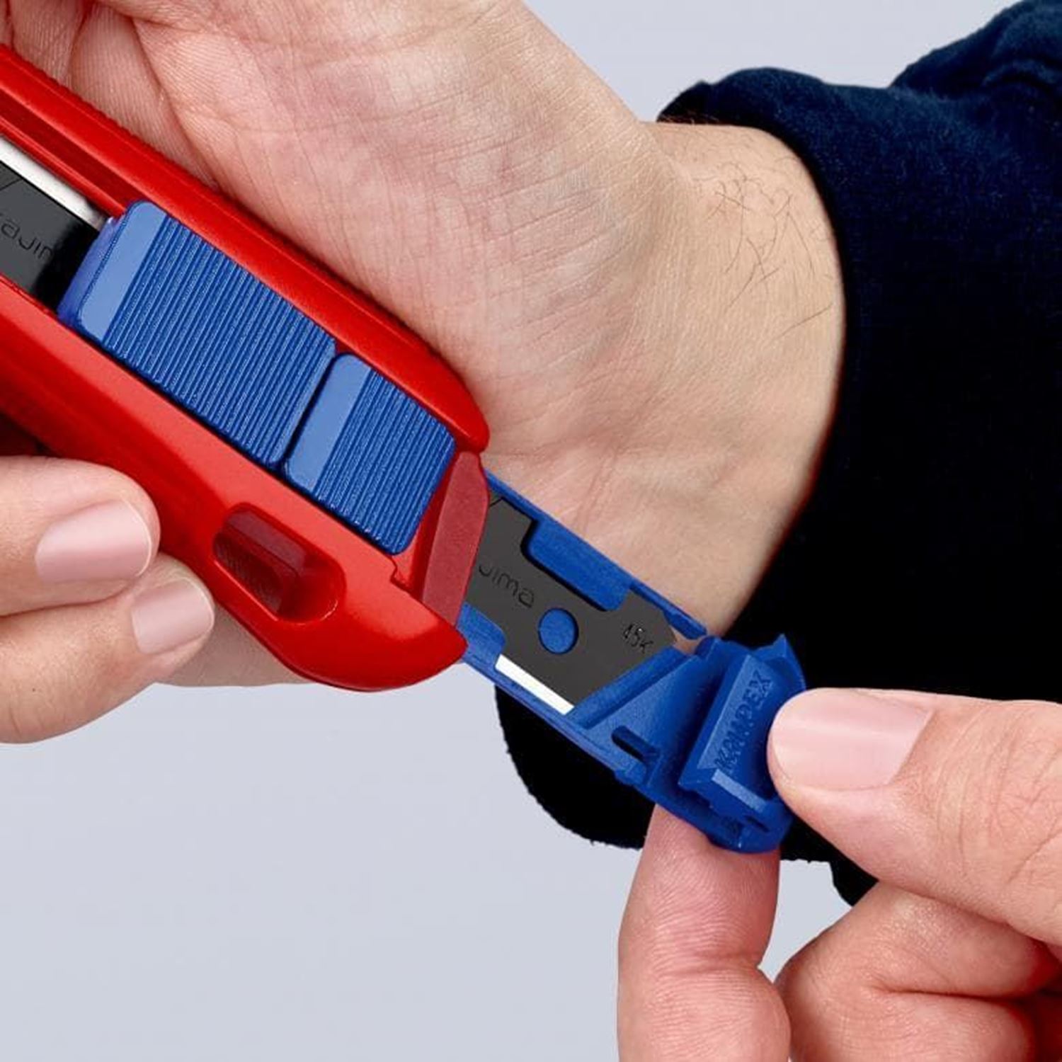 Снимка на Макетен нож CutiX 18mm,90 10 165 BK,Knipex