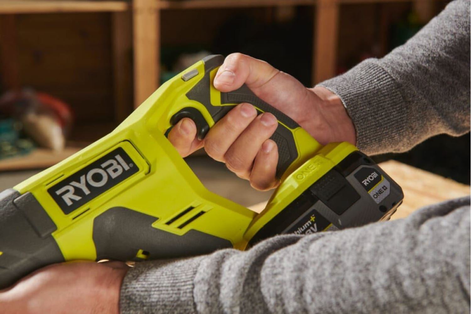 Снимка на Акумулаторен саблен трион RRS18-0,5133005404,Ryobi