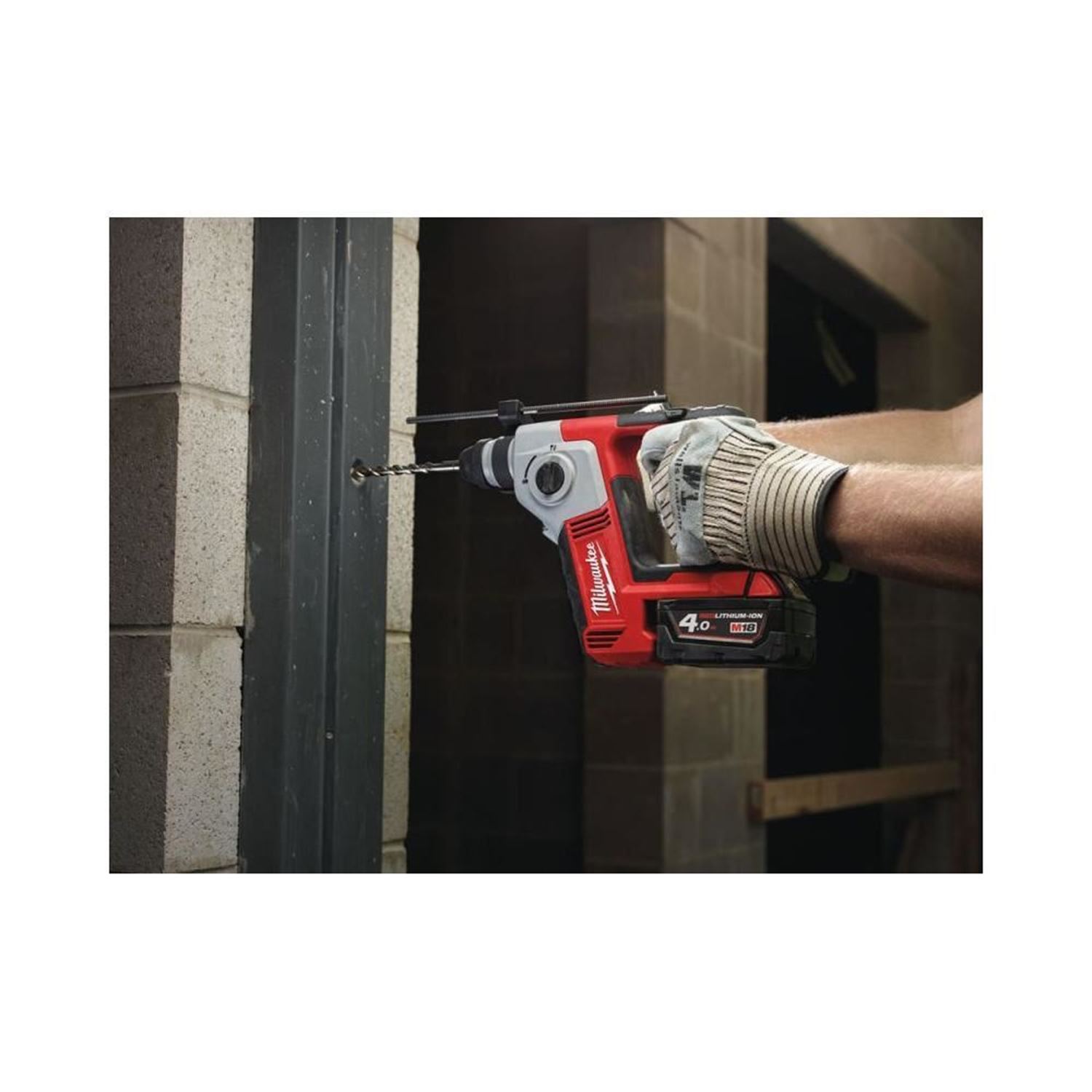 Снимка на Акумулаторен перфоратор SDS-PLUS MILWAUKEE M18BH-402C, 18V, 2X4 AH, 1.2 J, 4933443330, Milwaukee