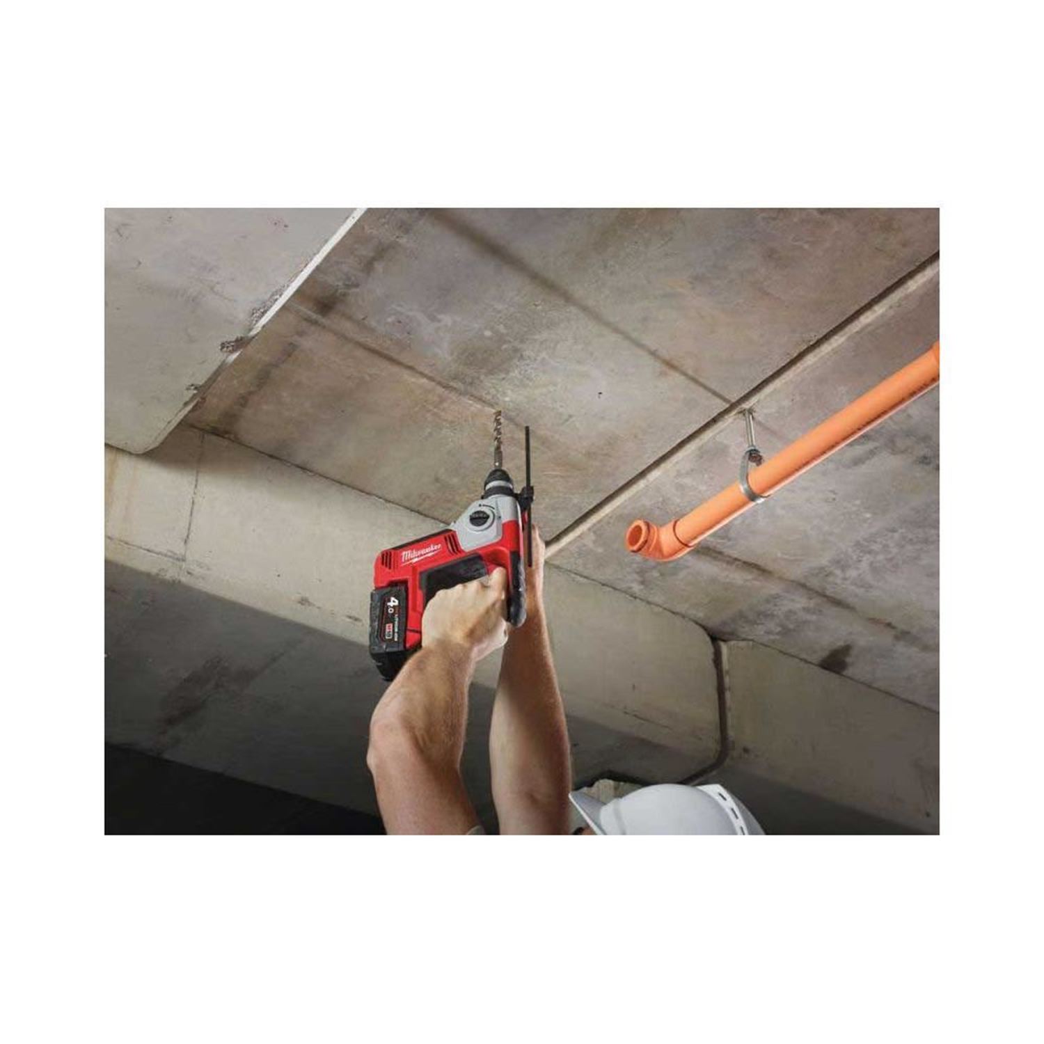 Снимка на Акумулаторен перфоратор SDS-PLUS MILWAUKEE M18BH-402C, 18V, 2X4 AH, 1.2 J, 4933443330, Milwaukee