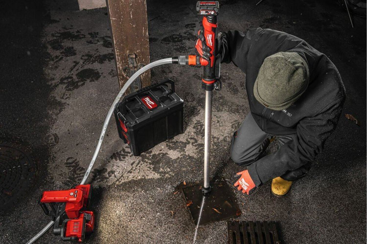 Снимка на Акумулаторна помпа за вода M12BSWP-0, 12V, 4.5 m, 4933479639, Milwaukee