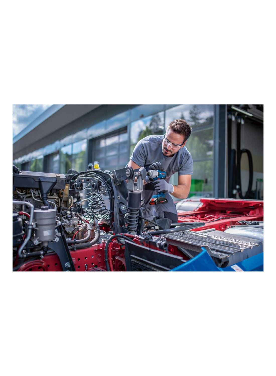 Снимка на Акумулаторен гайковерт GDS 18V-450 PC 2 x ProCore 4.0Ah, GCY 42, L-Boxx, 06019K4102, Bosch