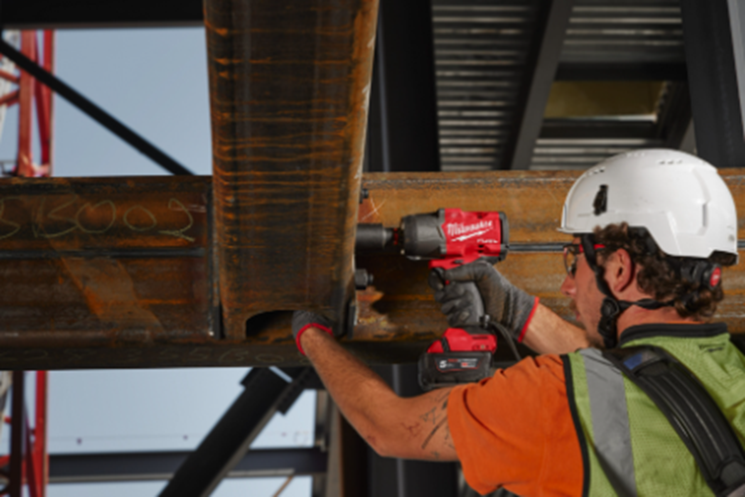 Снимка на Ударен гайковерт MILWAUKEE M18 FUEL™ ½″ M18FHIW2F12-0X, SOLO, В куфар, 4933492782
