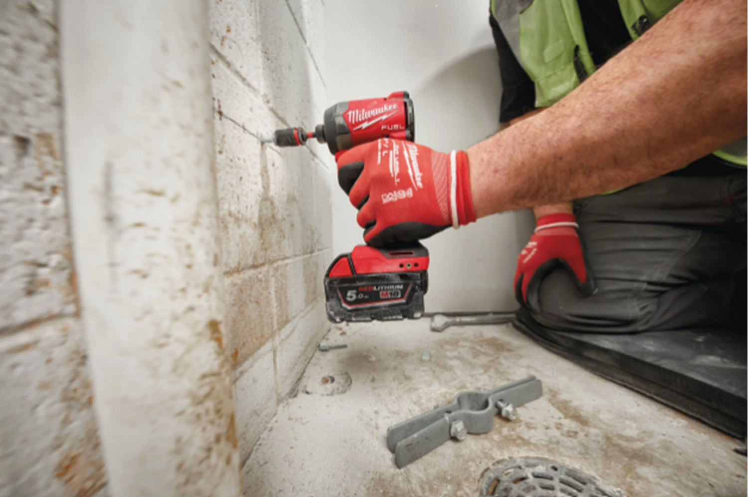 Снимка на Акумулаторен винтоверт MILWAUKEE M18FID3-502X, 2 Батерии X 5Ah, Зарядно, Куфар, 4933479865