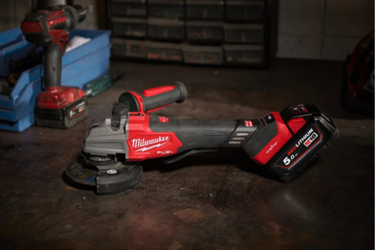 Снимка на Акумулаторен ъглошлайф MILWAUKEE M18FSAGSVO125X-502X, 2 Батерии x 5Ah, Зарядно, Куфар, 4933493553